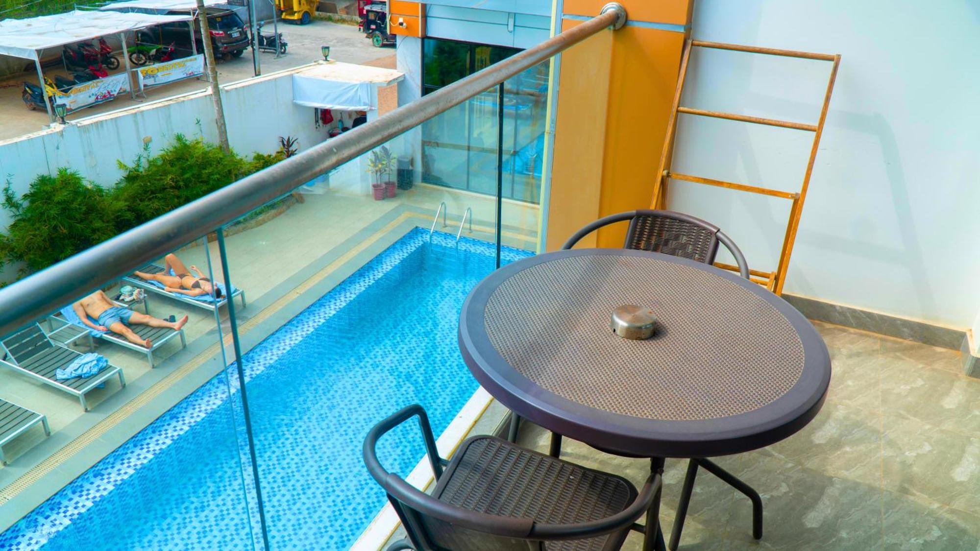 קורון Venus Royale Hotel מראה חיצוני תמונה